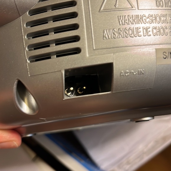 Emerson, portable CD – R/RW player with am/FM stereo, radio - Picture 8 of 9